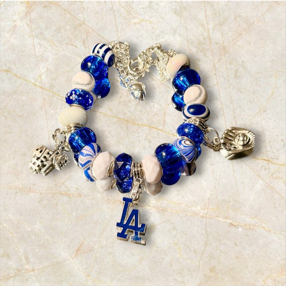Los Angeles Dodgers World Series Champions Beaded Charm Bracelet - Ohtani, Betts